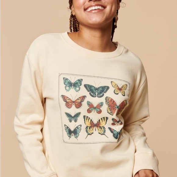 EARTHBOUND Tops - EARTHBOUND Trading Co Butterfly Butterflies Cream Sweatshirt Pullover NWT S